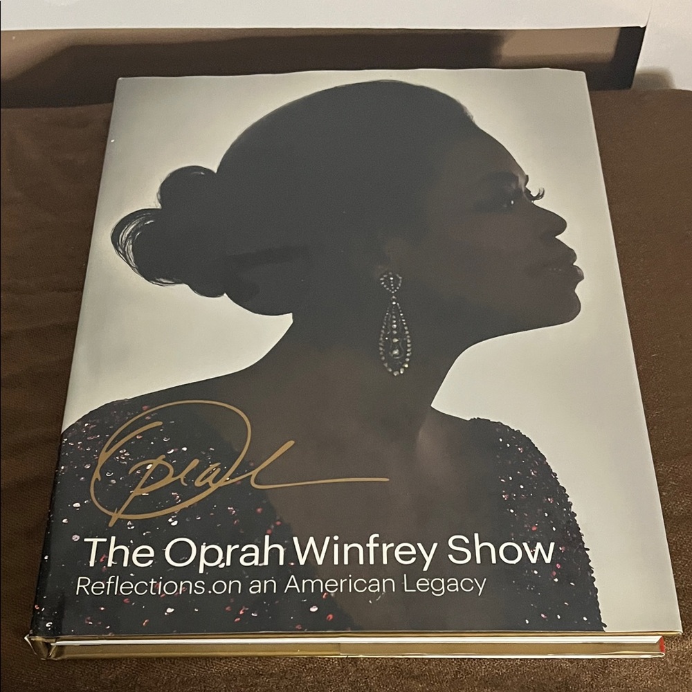 😄The Oprah Winfrey show an American legacy 2010 coffee table book